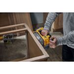DEWALT XR 20V MAX 3 in x 21 in Belt Sander (Bare Tool) - Image 4