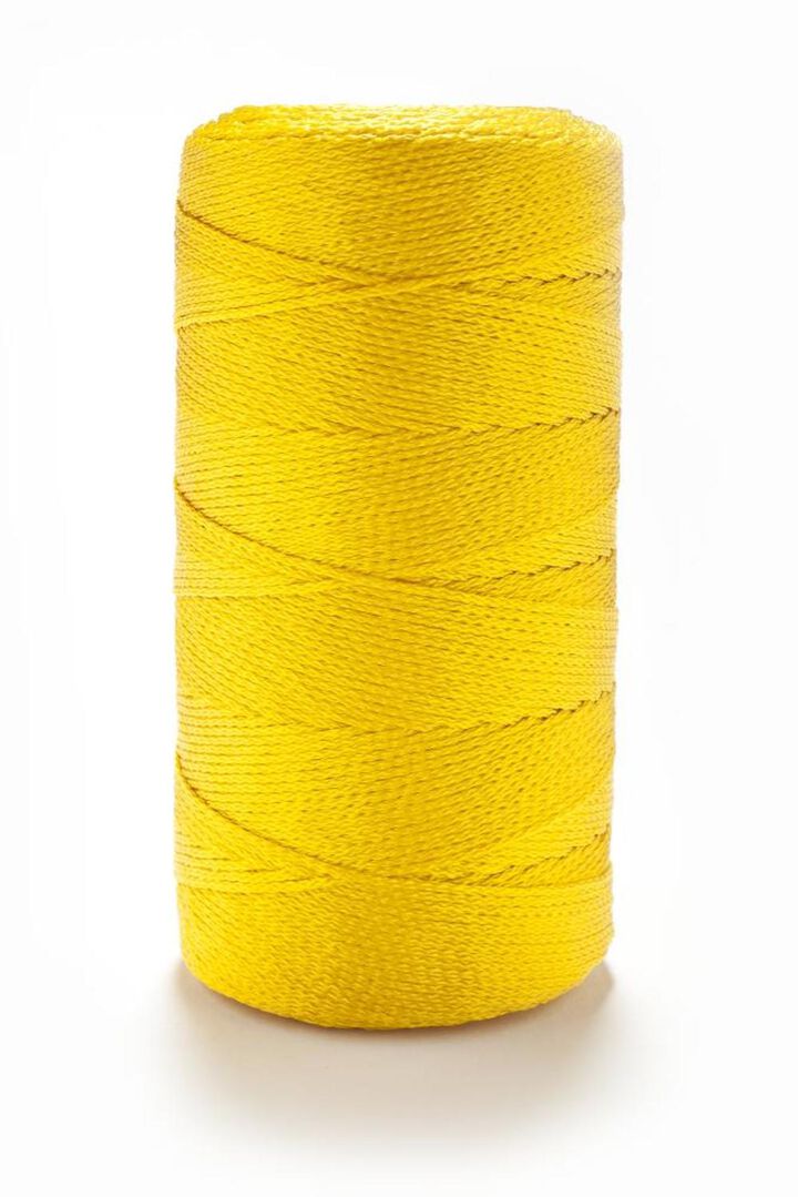 erin-rope-braided-yellow-nylon-seine-twine-18-x-500-bsty0500 Erin Rope Braided Yellow Nylon Seine Twine #18 x 500' - Image 1